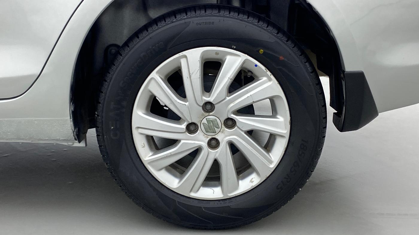 2016 Maruti Swift Dzire ZXI, Petrol, Manual, 41,812 km, Left Rear Wheel