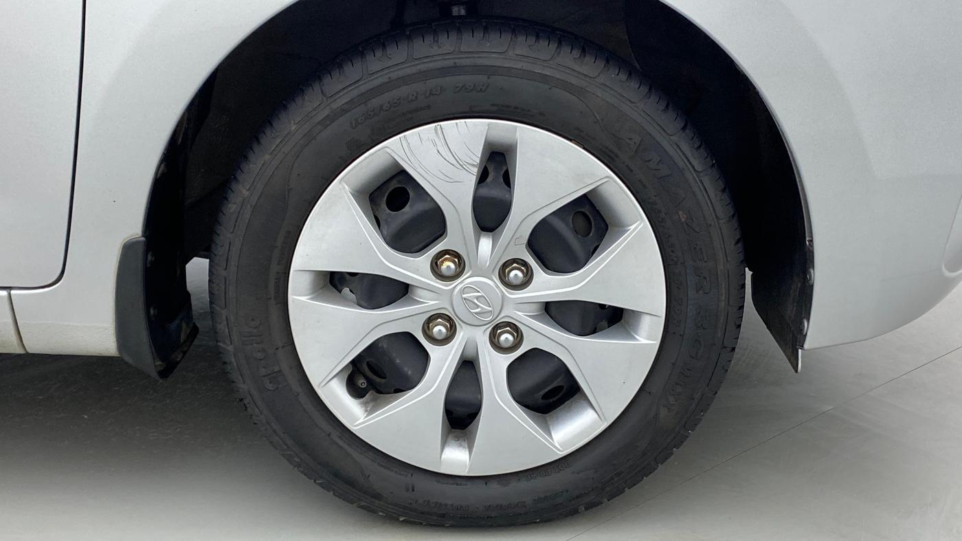 2017 Hyundai Xcent S AT 1.2, Petrol, Automatic, 9,266 km, Right Front Wheel