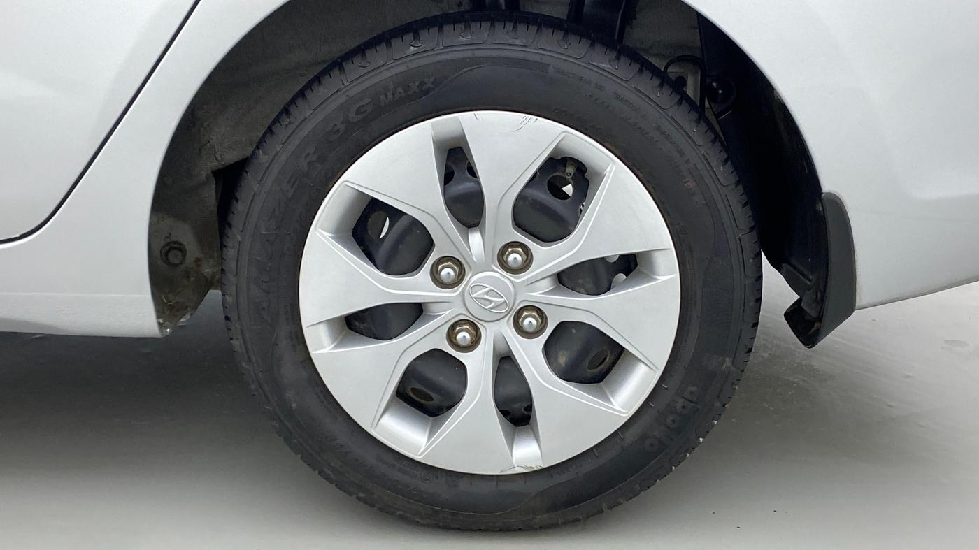 2017 Hyundai Xcent S AT 1.2, Petrol, Automatic, 9,266 km, Left Rear Wheel