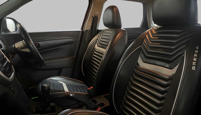2017 Maruti Vitara Brezza LDI, Diesel, Manual, 51,889 km, Right Side Front Door Cabin
