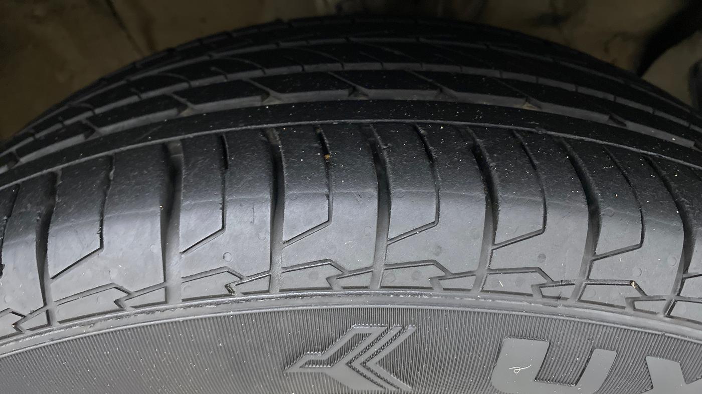 2022 Hyundai ALCAZAR PRESTIGE 1.5 MT 7STR, Diesel, Manual, 16,747 km, Right Front Tyre Tread