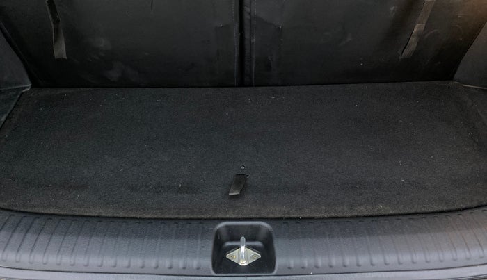 2022 Hyundai ALCAZAR PRESTIGE 1.5 MT 7STR, Diesel, Manual, 16,747 km, Boot Inside