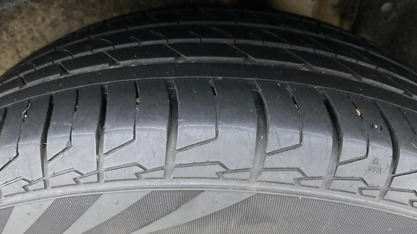2022 Hyundai ALCAZAR PRESTIGE 1.5 MT 7STR, Diesel, Manual, 16,747 km, Left Rear Tyre Tread