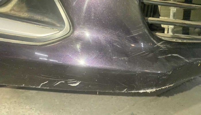 2016 Maruti Swift ZDI, Diesel, Manual, 42,885 km, Front bumper - Minor scratches