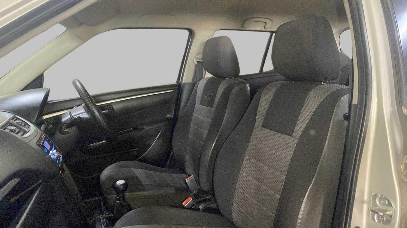2013 Maruti Swift VXI, Petrol, Manual, 83,096 km, Right Side Front Door Cabin