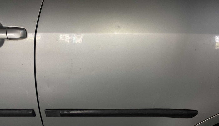 2013 Maruti Swift VXI, Petrol, Manual, 83,096 km, Rear left door - Minor scratches