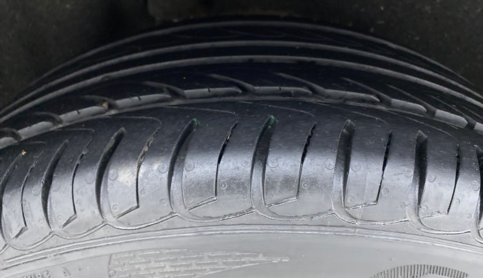 2018 Ford Ecosport TITANIUM 1.5L DIESEL, Diesel, Manual, 99,046 km, Right Rear Tyre Tread