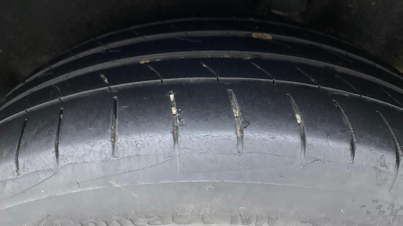 2018 Ford Ecosport TITANIUM 1.5L DIESEL, Diesel, Manual, 99,046 km, Left Rear Tyre Tread