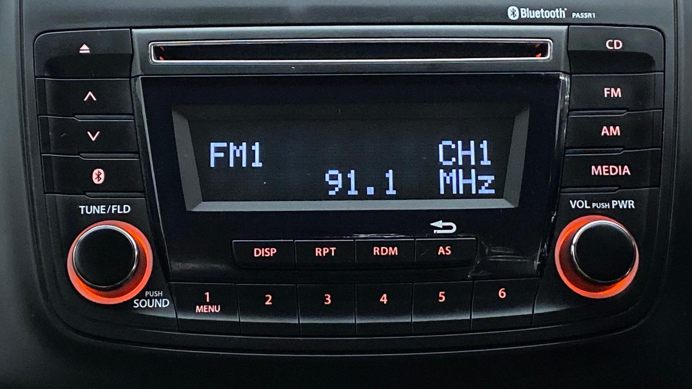 2021 Maruti Dzire VXI, Petrol, Manual, 17,519 km, Infotainment System