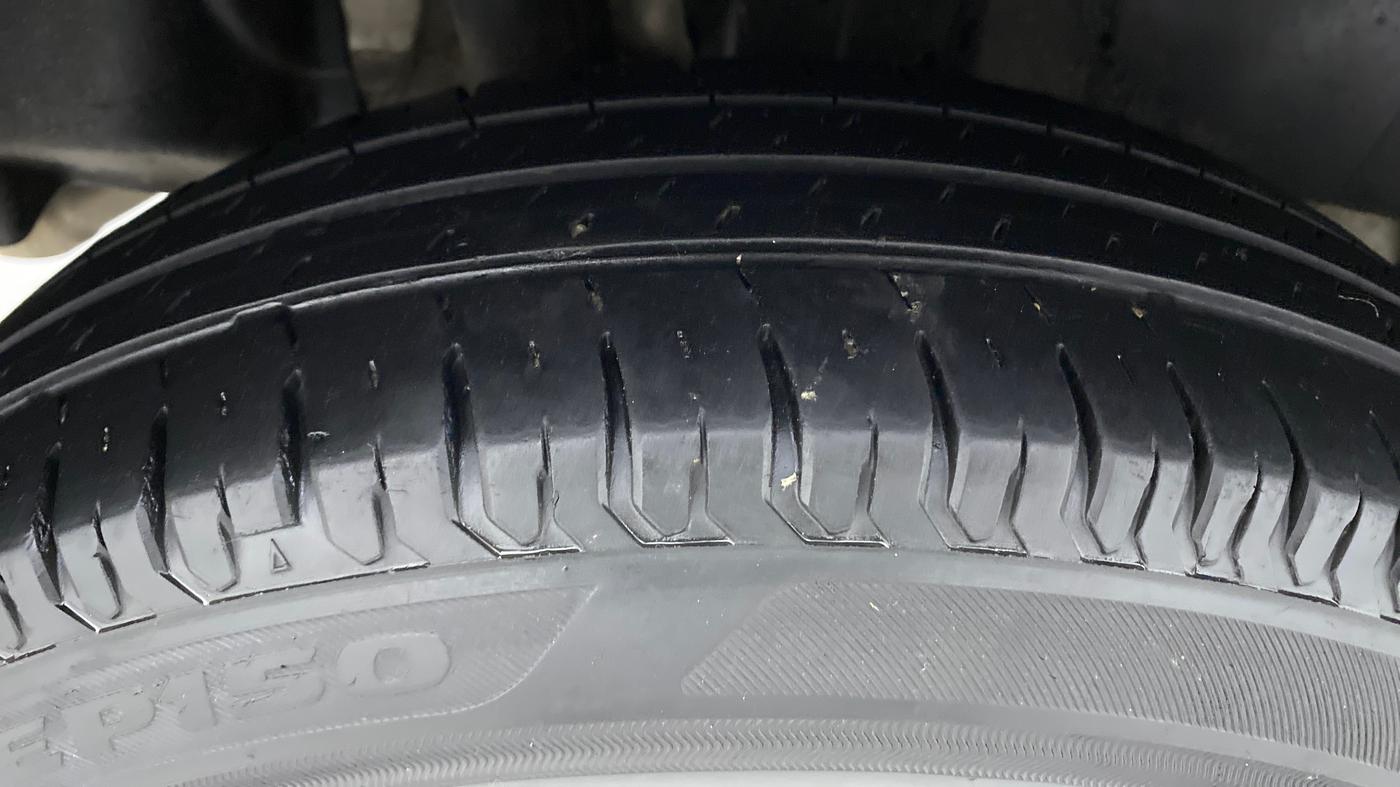 2019 Maruti Swift VXI, Petrol, Manual, 31,508 km, Right Rear Tyre Tread