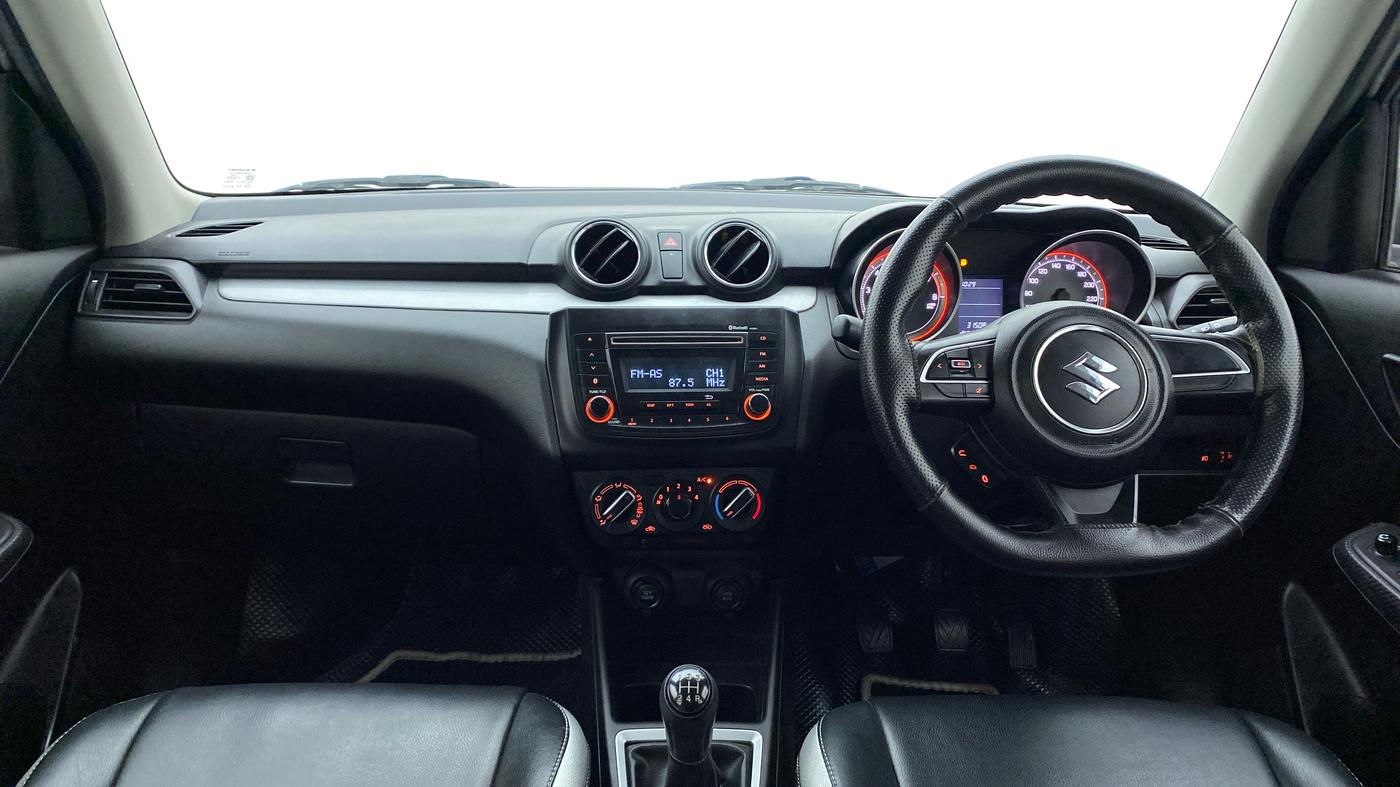 2019 Maruti Swift VXI, Petrol, Manual, 31,508 km, Dashboard