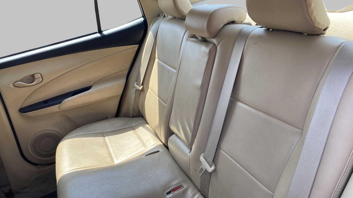 2018 Toyota YARIS J MT, Petrol, Manual, 24,301 km, Right Side Rear Door Cabin