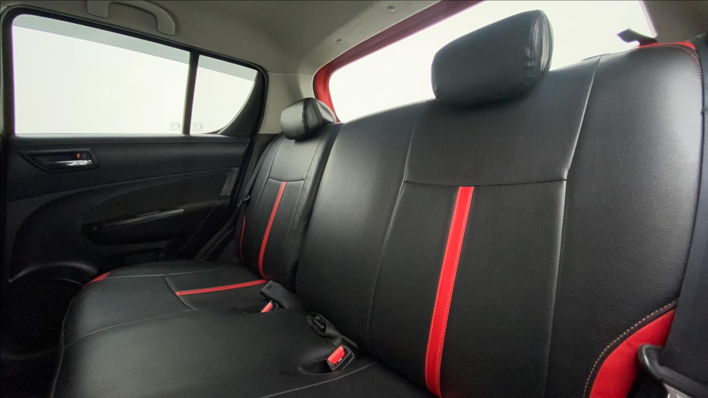 2016 Maruti Swift VXI O, Petrol, Manual, 55,792 km, Right Side Rear Door Cabin