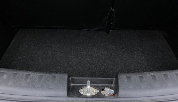 2016 Maruti Swift VXI O, Petrol, Manual, 55,792 km, Boot Inside
