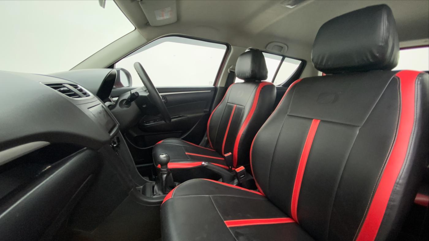 2016 Maruti Swift VXI O, Petrol, Manual, 55,792 km, Right Side Front Door Cabin