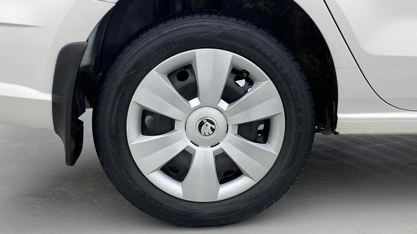 2020 Skoda Rapid ACTIVE 1.0 TSI, Petrol, Manual, 33,163 km, Right Rear Wheel