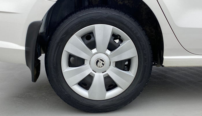 2020 Skoda Rapid ACTIVE 1.0 TSI, Petrol, Manual, 33,163 km, Right Rear Wheel