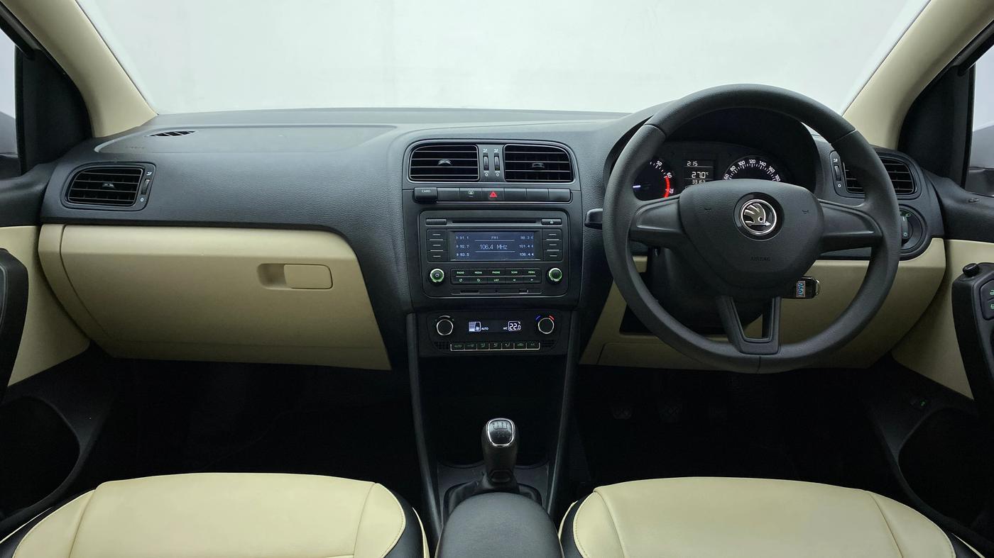 2020 Skoda Rapid ACTIVE 1.0 TSI, Petrol, Manual, 33,163 km, Dashboard