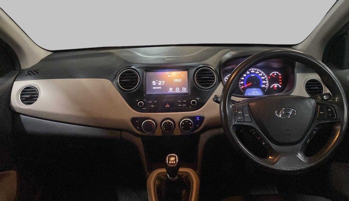 2017 Hyundai Grand i10 SPORTZ (O) 1.2 KAPPA VTVT, Petrol, Manual, 63,628 km, Dashboard