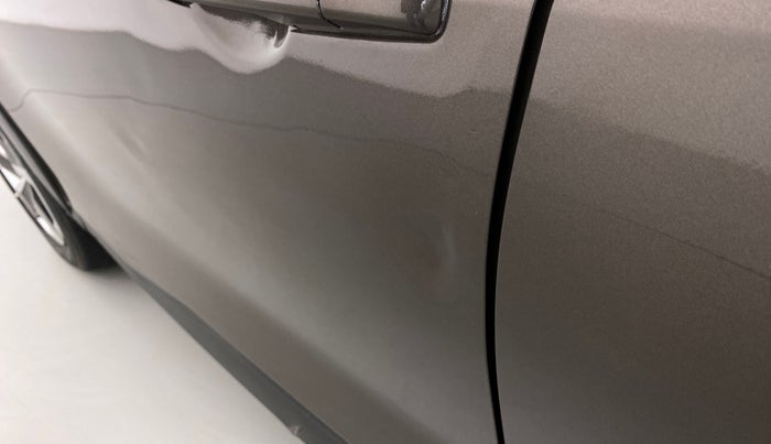 2020 Nissan MAGNITE XL MT, Petrol, Manual, 16,406 km, Front passenger door - Slightly dented