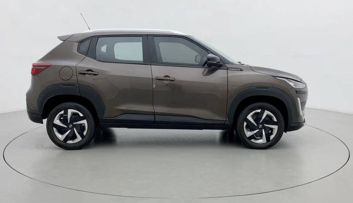 2020 Nissan MAGNITE XL MT, Petrol, Manual, 16,406 km, Right Side View