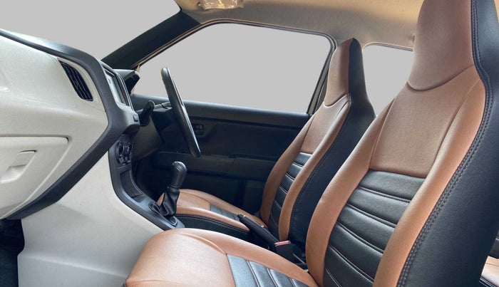 2019 Maruti New Wagon-R LXI 1.0, Petrol, Manual, 21,382 km, Right Side Front Door Cabin