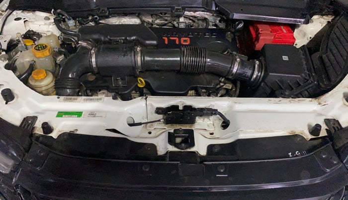 2022 Tata Safari XZA PLUS, Diesel, Automatic, 37,287 km, Engine View