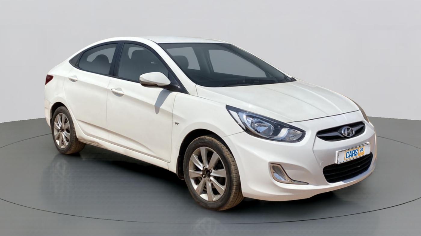 2012 Hyundai Verna FLUIDIC 1.6 VTVT SX, Petrol, Manual, 69,597 km, SRP