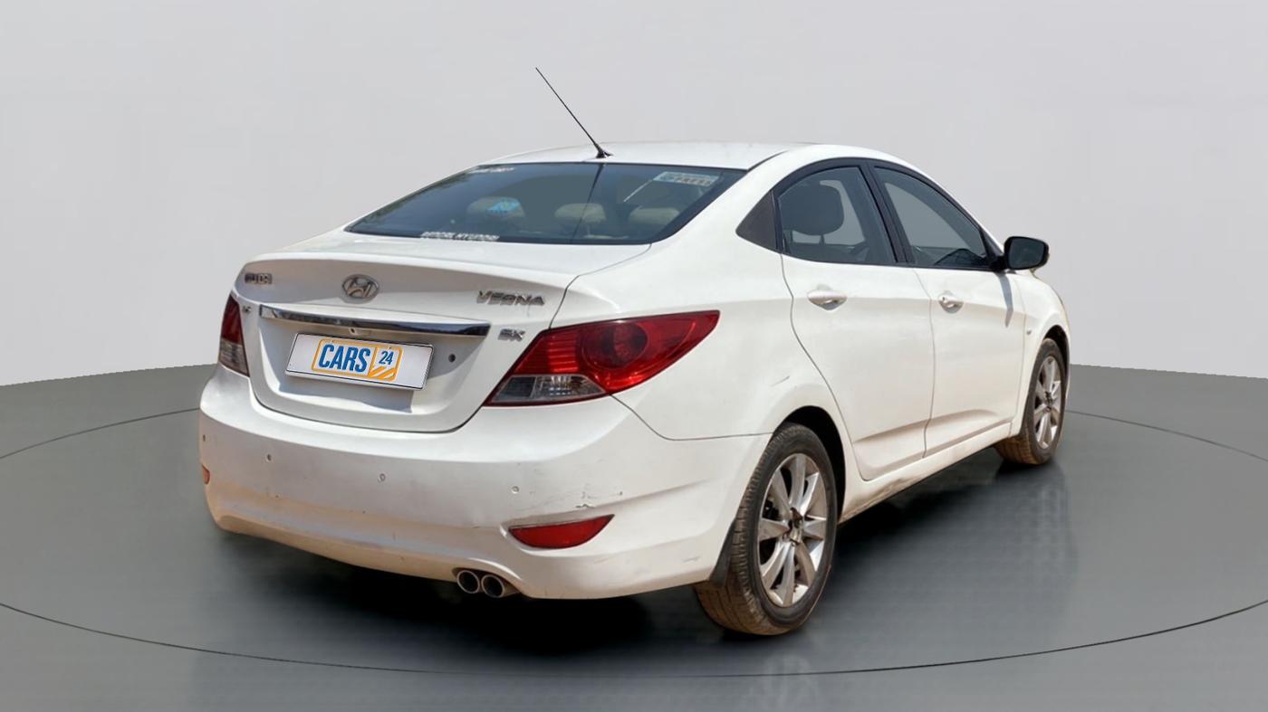 2012 Hyundai Verna FLUIDIC 1.6 VTVT SX, Petrol, Manual, 69,597 km, Right Back Diagonal