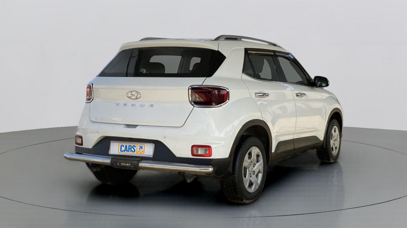 2021 Hyundai VENUE S+ 1.2, Petrol, Manual, 50,543 km, Right Back Diagonal