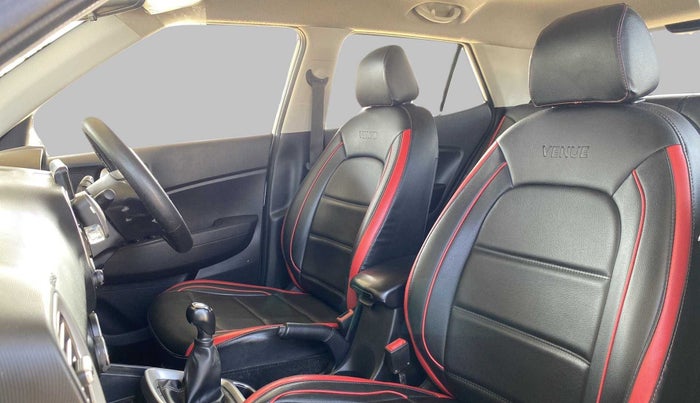 2021 Hyundai VENUE S+ 1.2, Petrol, Manual, 50,543 km, Right Side Front Door Cabin