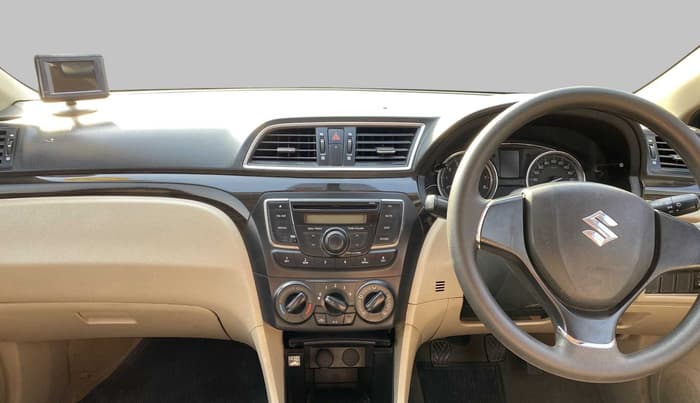 2017 Maruti Ciaz VXI (O), Petrol, Manual, 29,159 km, Dashboard