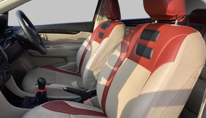 2017 Maruti Ciaz VXI (O), Petrol, Manual, 29,159 km, Right Side Front Door Cabin