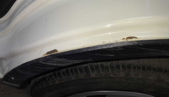 2019 Mahindra XUV500 W7 AT, Diesel, Automatic, 65,669 km, Left quarter panel - Rusted