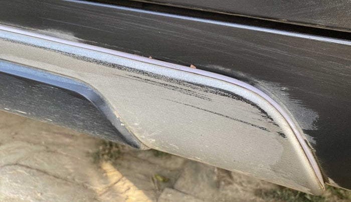 2018 Maruti Vitara Brezza VDI, Diesel, Manual, 38,170 km, Left running board - Minor scratches
