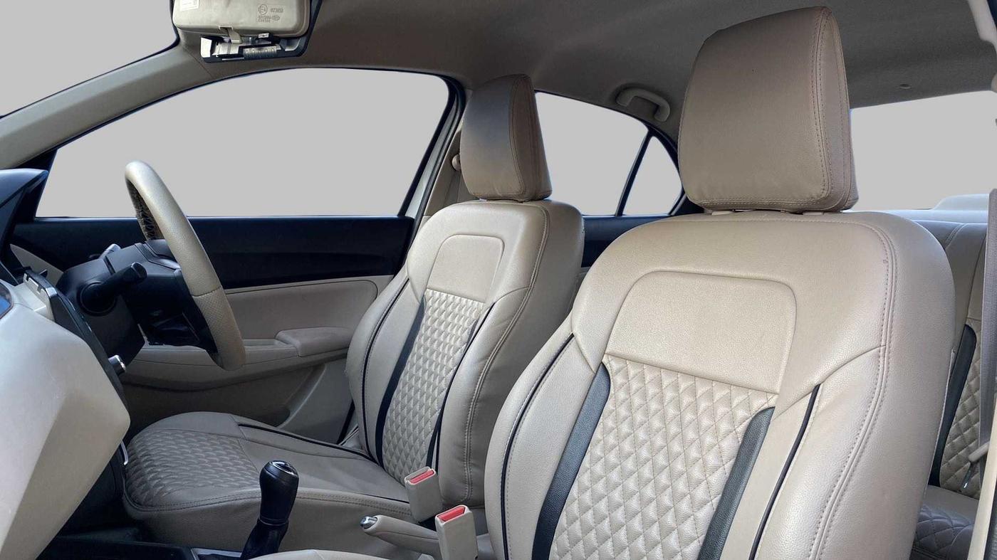 2020 Maruti Dzire VXI, Petrol, Manual, 39,793 km, Right Side Front Door Cabin
