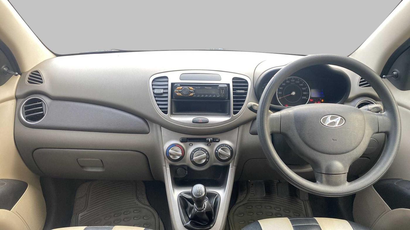 2013 Hyundai i10 MAGNA 1.1, Petrol, Manual, 56,101 km, Dashboard