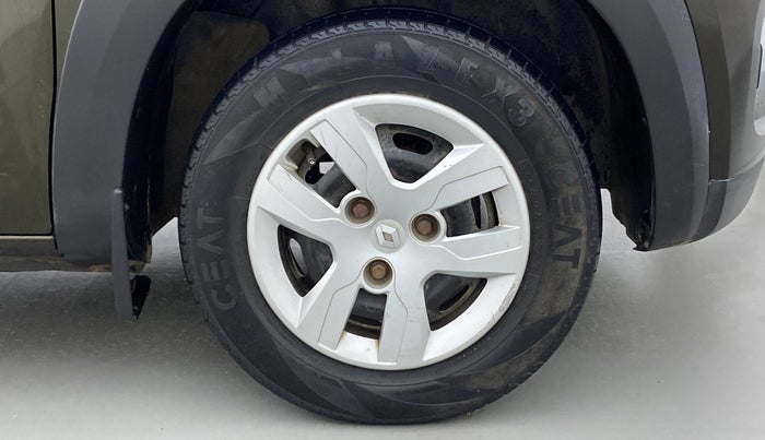2018 Renault Kwid 1.0 RXT Opt, Petrol, Manual, 84,205 km, Right Front Wheel