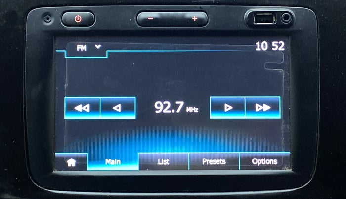 2018 Renault Kwid 1.0 RXT Opt, Petrol, Manual, 84,205 km, Infotainment System