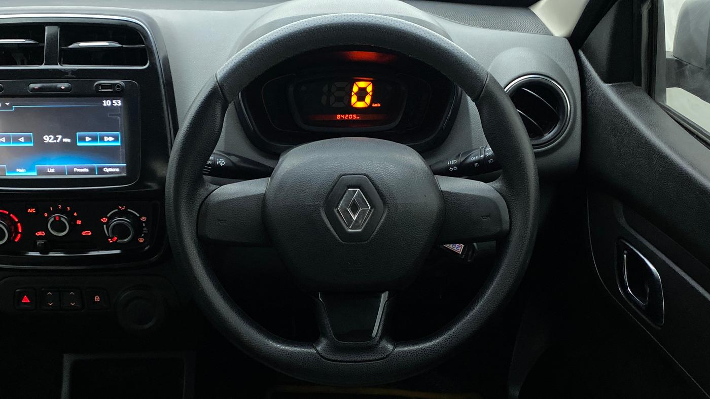 2018 Renault Kwid 1.0 RXT Opt, Petrol, Manual, 84,205 km, Steering Wheel Close Up