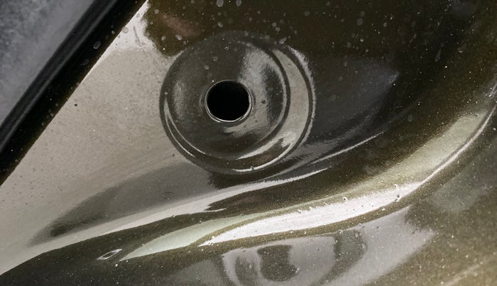 2018 Renault Kwid 1.0 RXT Opt, Petrol, Manual, 84,205 km, Left C pillar - Trim cover missing