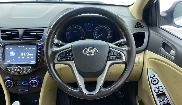 2017 Hyundai Verna 1.6 CRDI SX (O) AT, Diesel, Automatic, 76,409 km, Steering Wheel Close Up