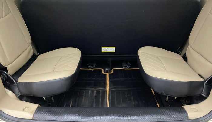 2019 Mahindra TUV300 T10, Diesel, Manual, 91,237 km, Third Seat Row ( optional )