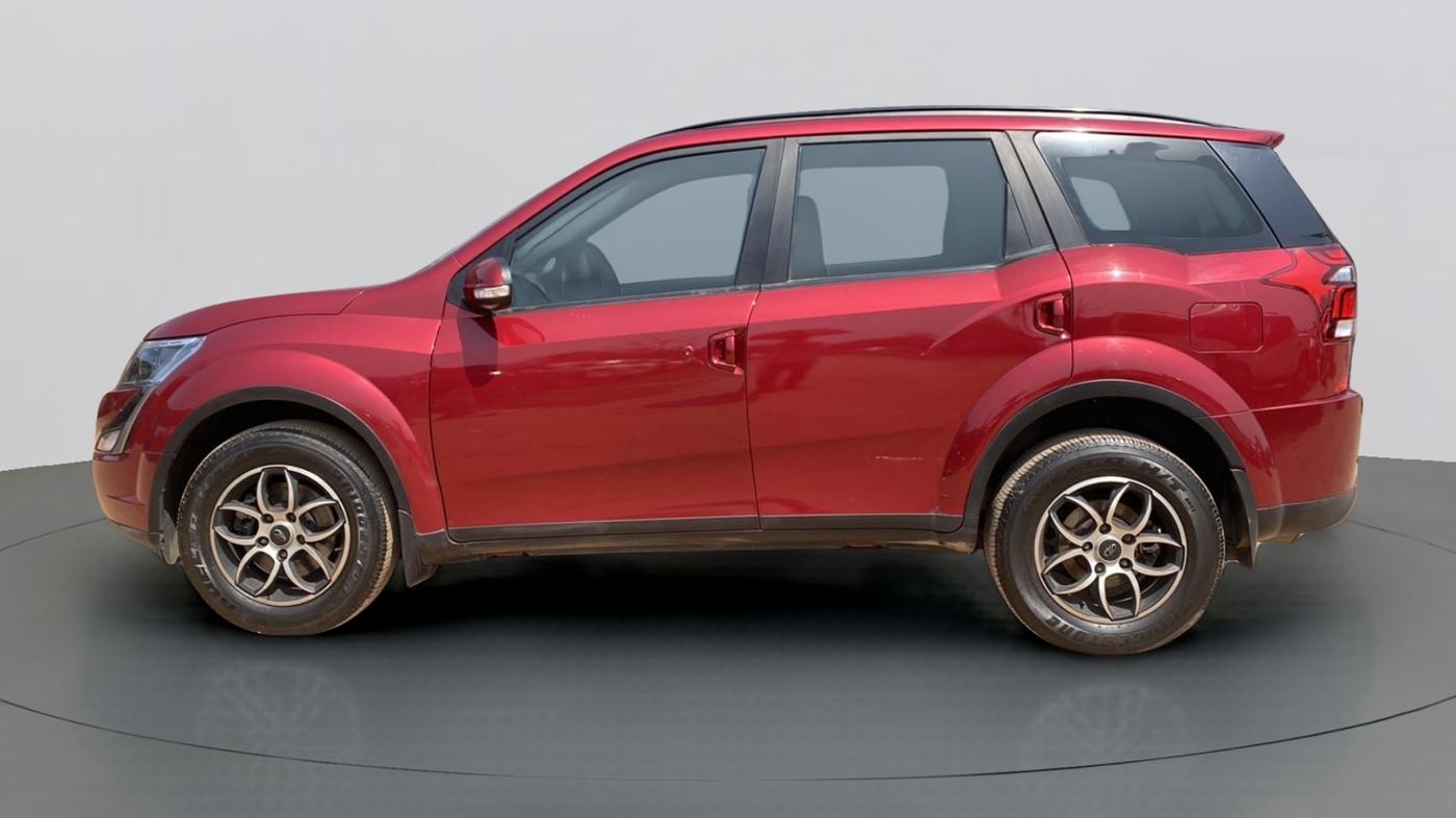 2019 Mahindra XUV500 W7, Diesel, Manual, 27,360 km, Left Side