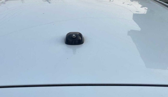 2012 Maruti Swift VXI, Petrol, Manual, 31,475 km, Roof - Slightly dented