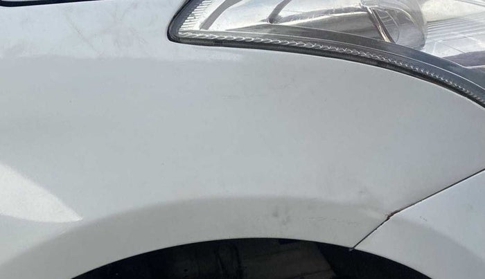 2012 Maruti Swift VXI, Petrol, Manual, 31,475 km, Right fender - Minor scratches