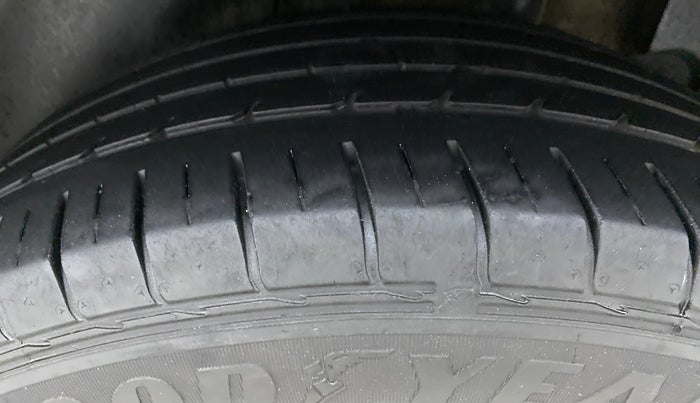 2020 KIA SELTOS HTX 1.5 DIESEL, Diesel, Manual, 46,978 km, Right Front Tyre Tread