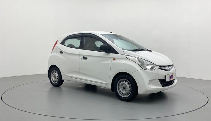 2017 Hyundai Eon ERA PLUS, Petrol, Manual, 51,324 km, Right Front Diagonal (45- Degree) View