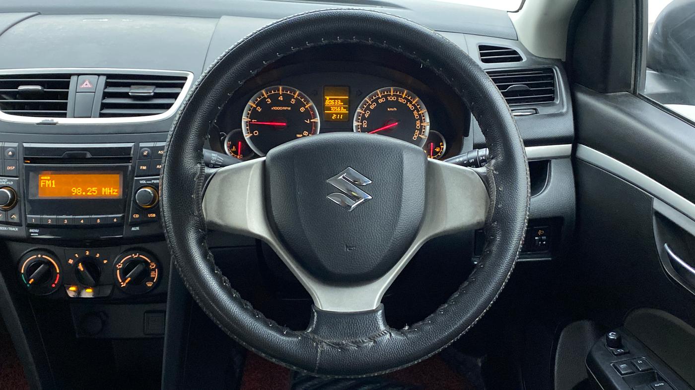 2016 Maruti Swift VXI, Petrol, Manual, 70,563 km, Steering Wheel Close Up