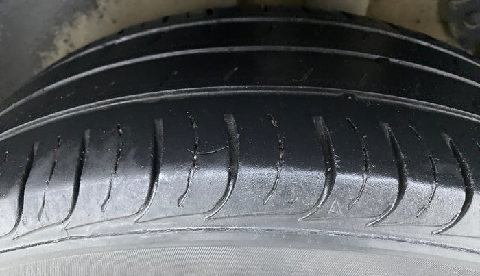 2020 KIA SELTOS HTK PLUS 1.5 PETROL, Petrol, Manual, 52,483 km, Left Rear Tyre Tread